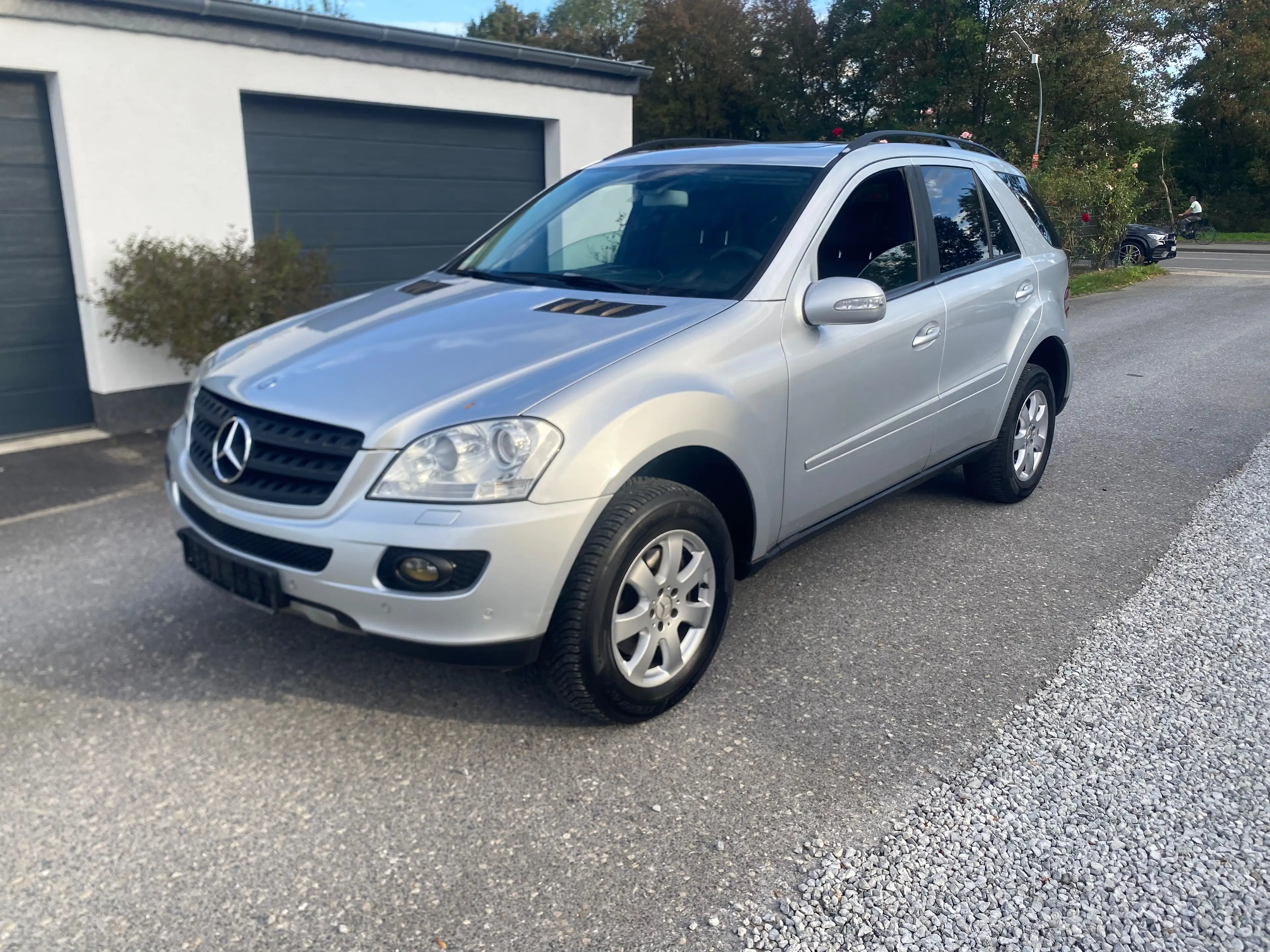Mercedes-Benz ML 320 M-Klasse Diesel CDI 4Matic 7G-TRONIC Edition 10