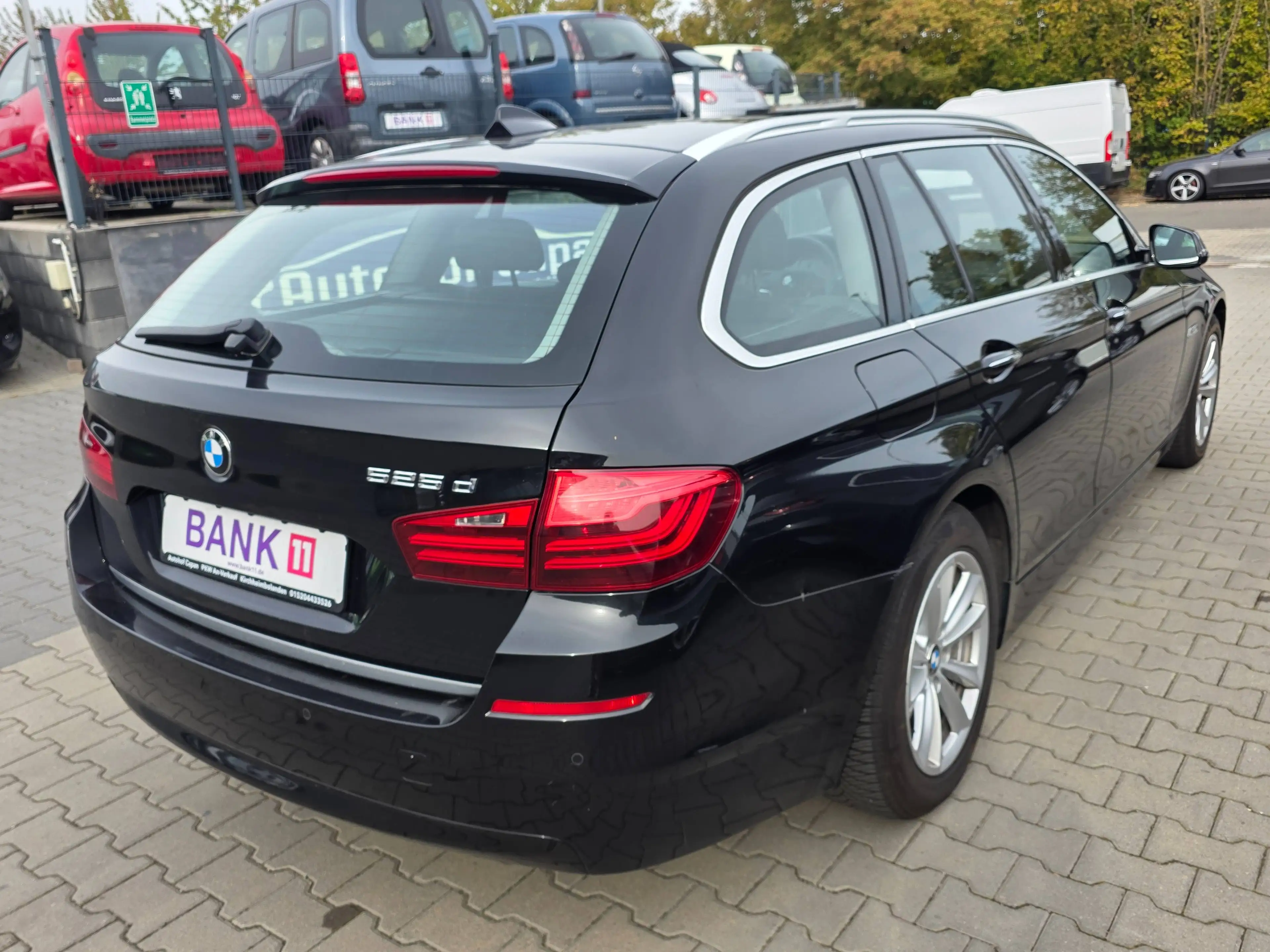 BMW 525 525d Touring Aut. ModernL./Navi/Leder/Pano/LED/PDC/Sitzh/ — photo 5