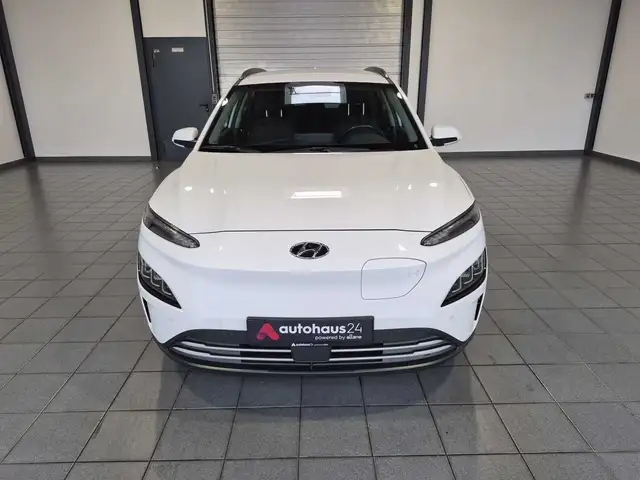 Hyundai Kona view 2