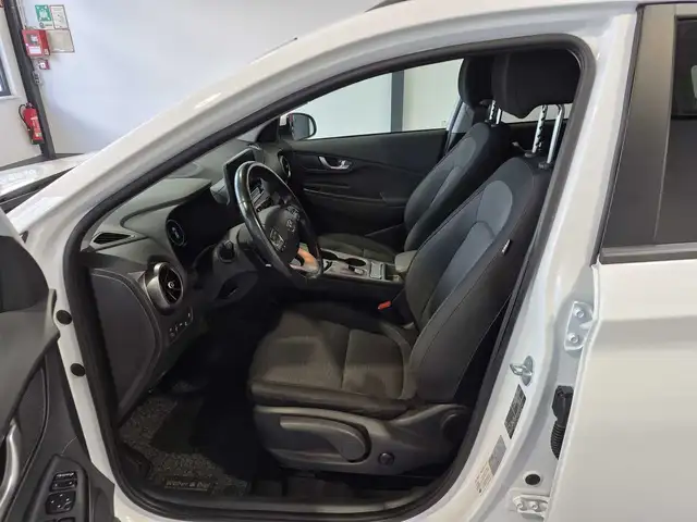 Hyundai Kona view 8