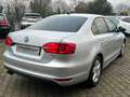 Volkswagen Jetta VI Life Plateado - thumbnail 3