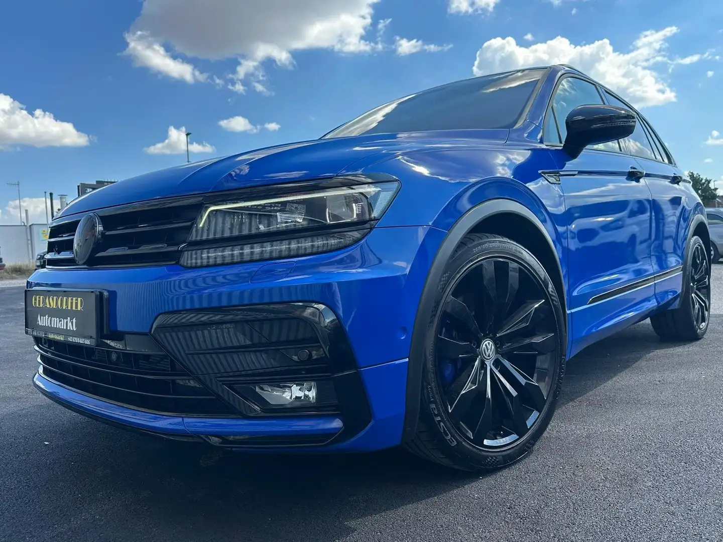 Volkswagen Tiguan 2.0TSI DSG 4Motion R-Line **230PS** Blau - 2