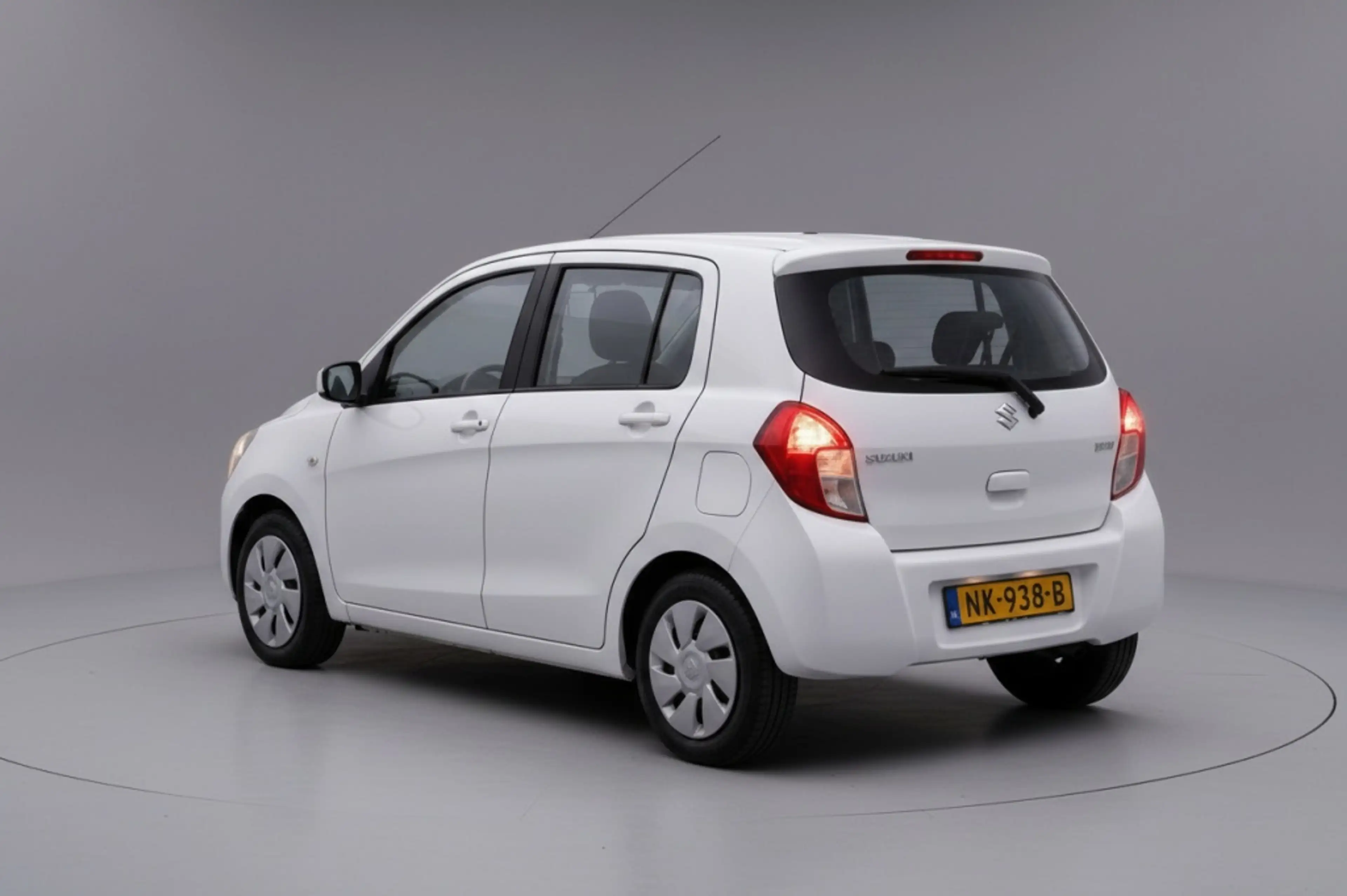 Suzuki Celerio 1.0 Comfort — photo 6