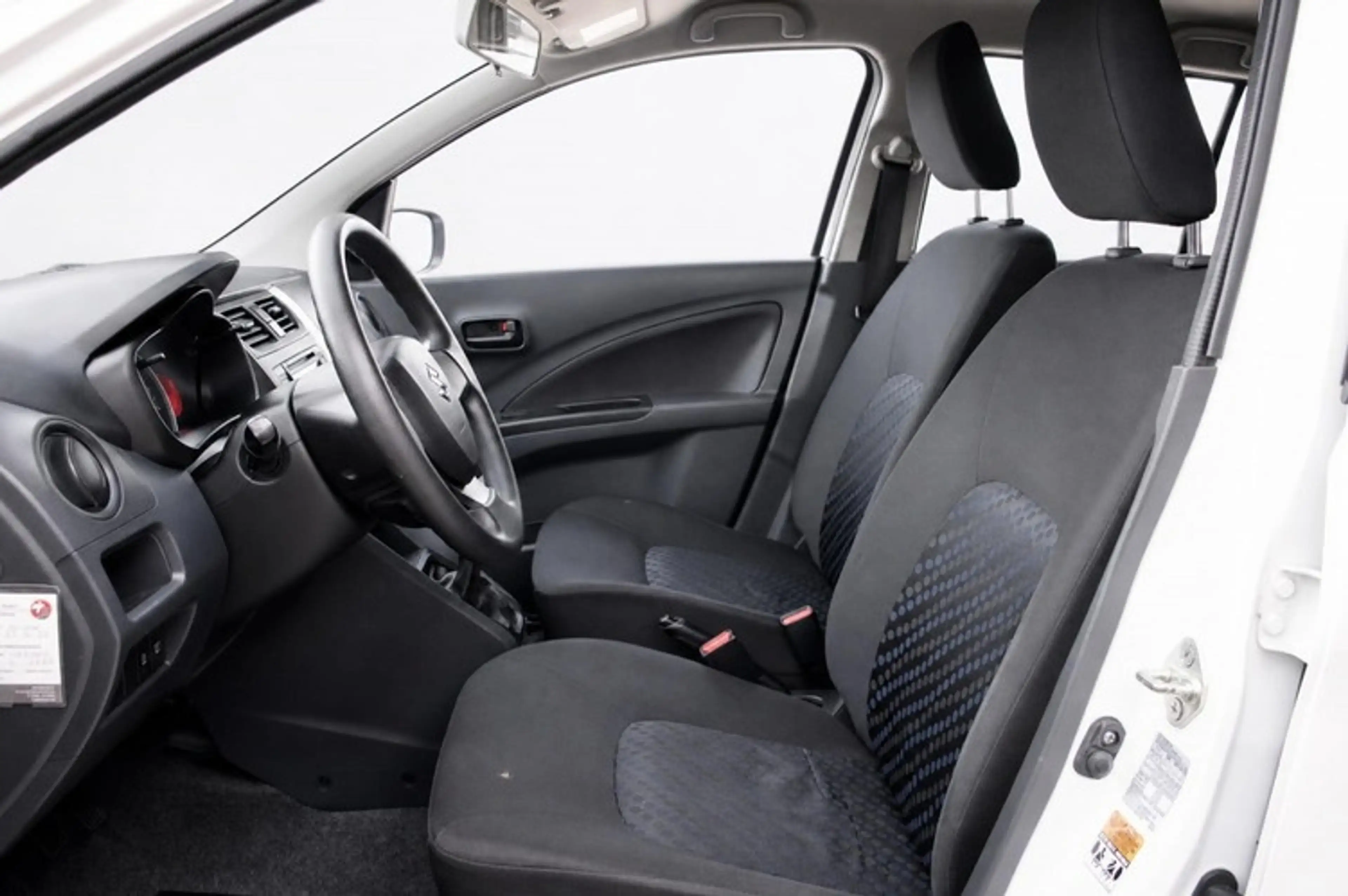 Suzuki Celerio 1.0 Comfort — photo 9