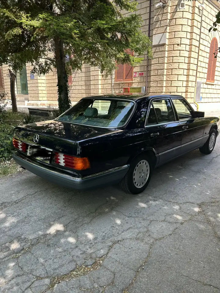 Mercedes-Benz S 300 SE, foto 1