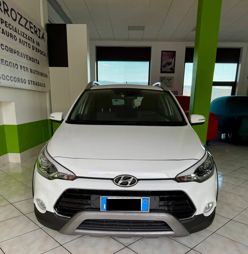 Hyundai i20 i20 active 1.0 t-gdi Xpossible Blanco - 2
