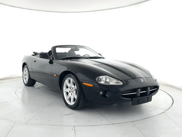 Jaguar XK 8 Convertible 4.0 PELLE+C.18" OTTIME COND.