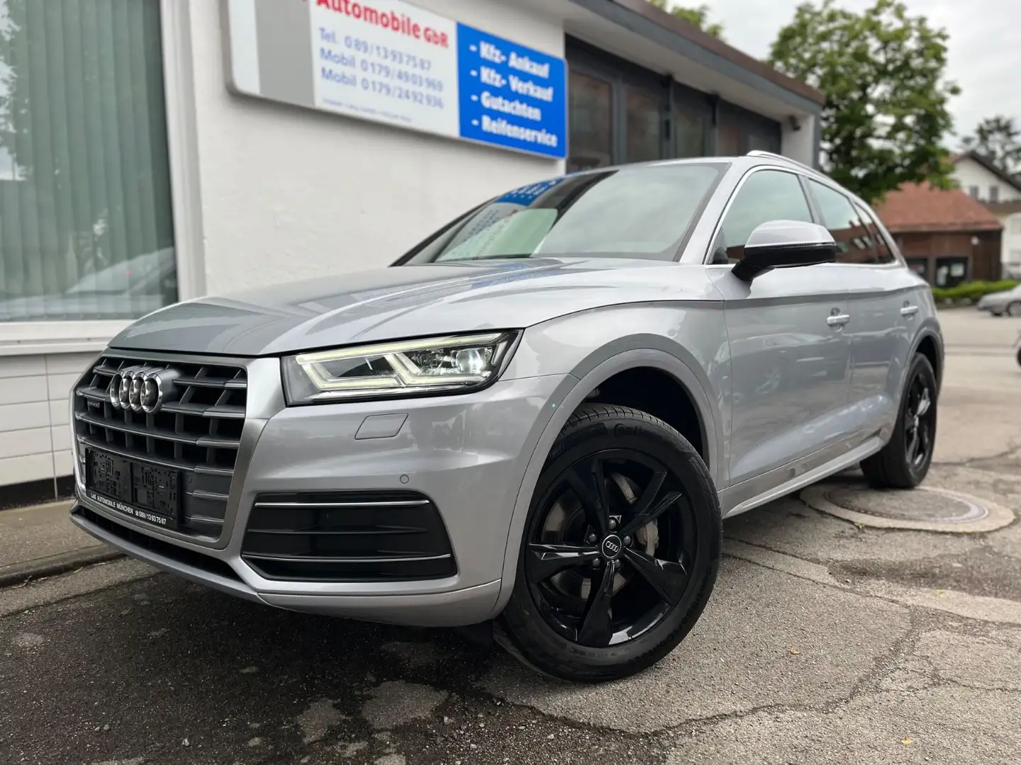 Audi Q5 40 TDI quattro sport+19" Navi MMi+LED+Leder Argent - 1
