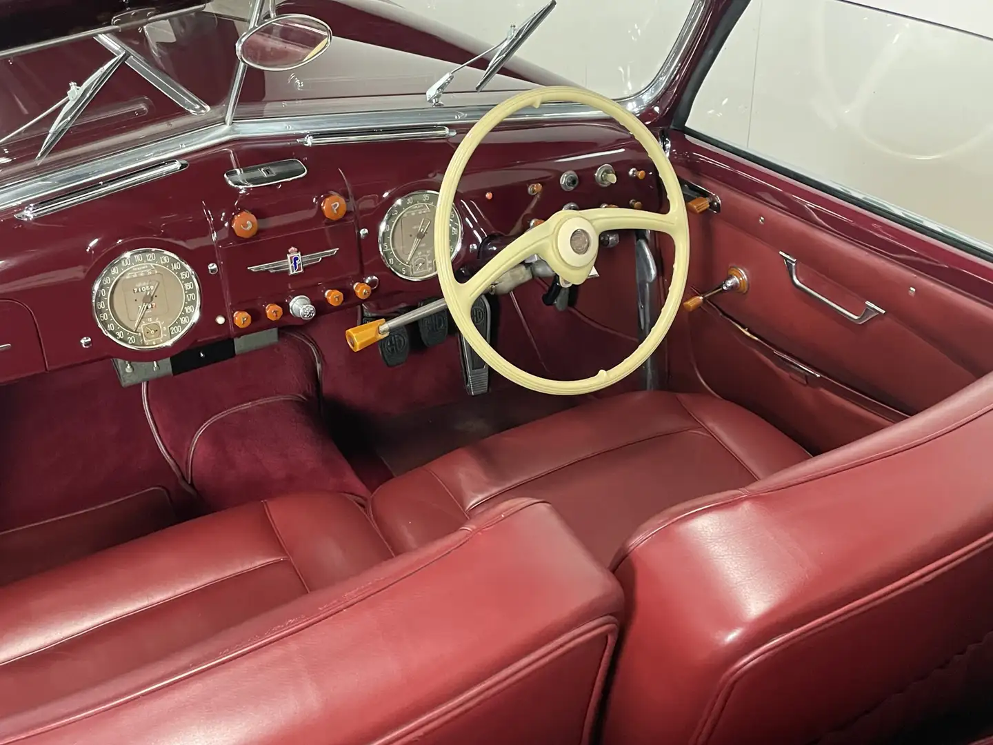 Alfa Romeo Alfa 6 6C 2500 SS Passo Corto Cabriolet Pinin Farina M101 Rot - 2
