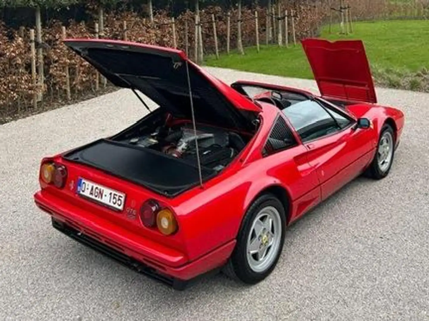 Ferrari 208 GTS TURBO Rot - 2