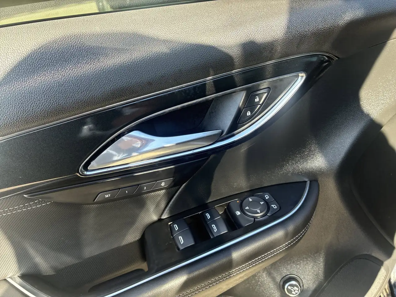 Buick Envision снимка Buick Envision