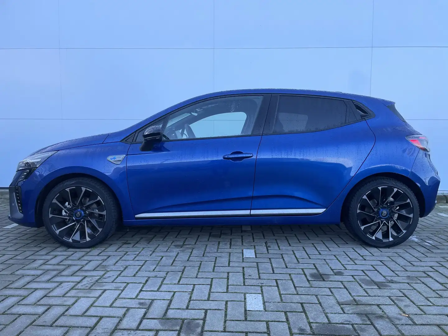 Renault Clio 1.6 E-Tech Full Hybrid 145 esprit Alpine Bleu - 2