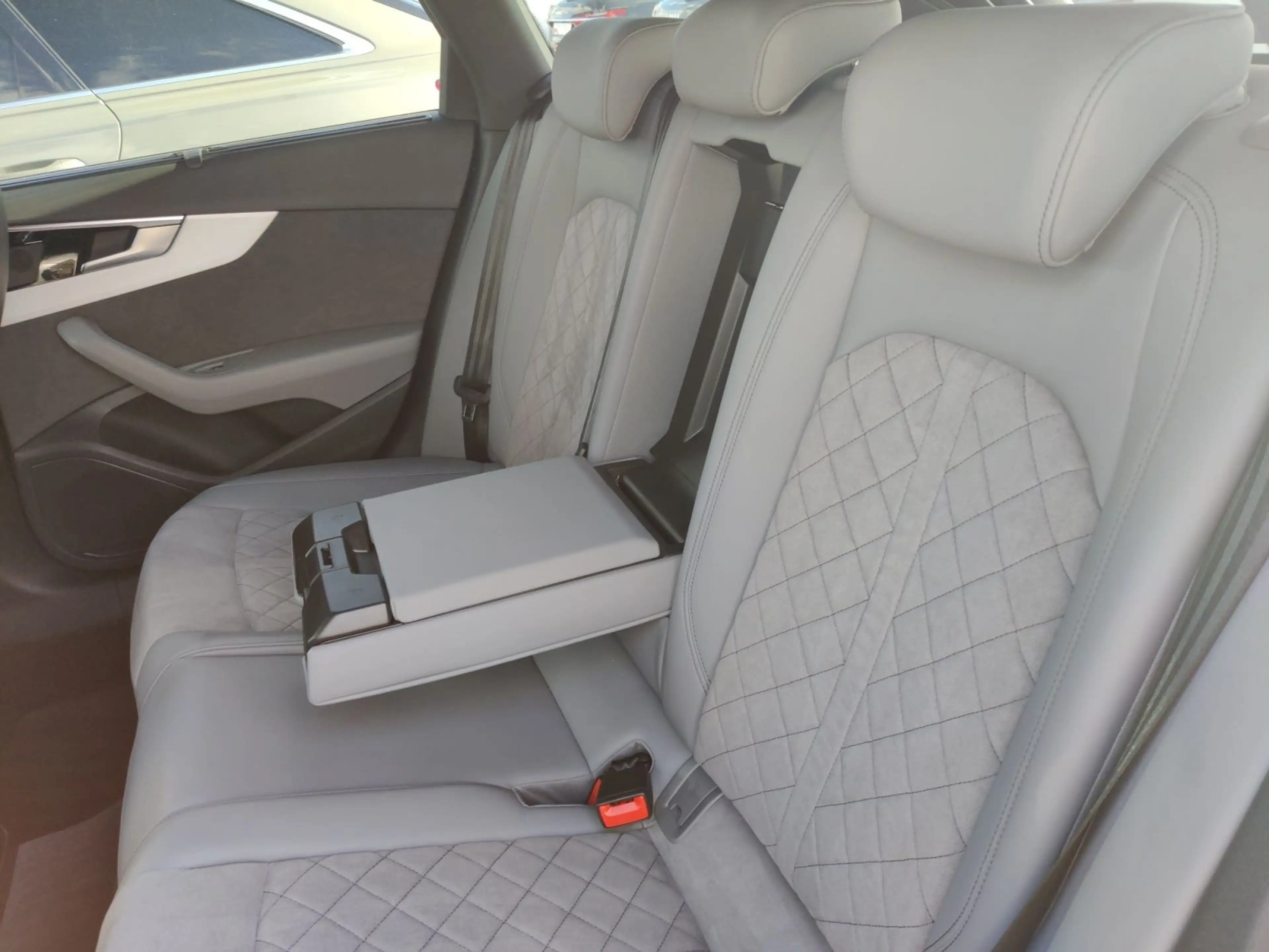Audi S4 55 TDI q. Tiptr., Matrix, AHK, Ambiente — photo 13