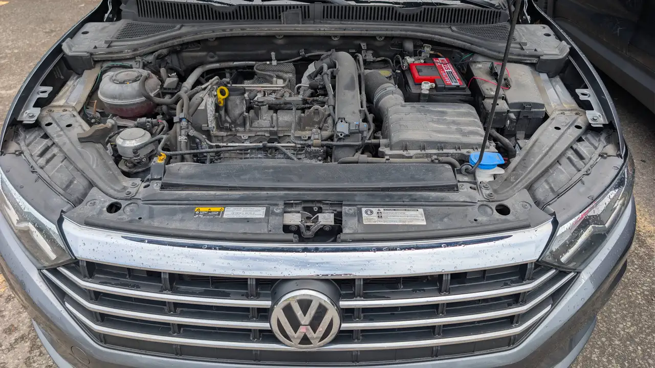 Volkswagen Jetta photo Volkswagen Jetta
