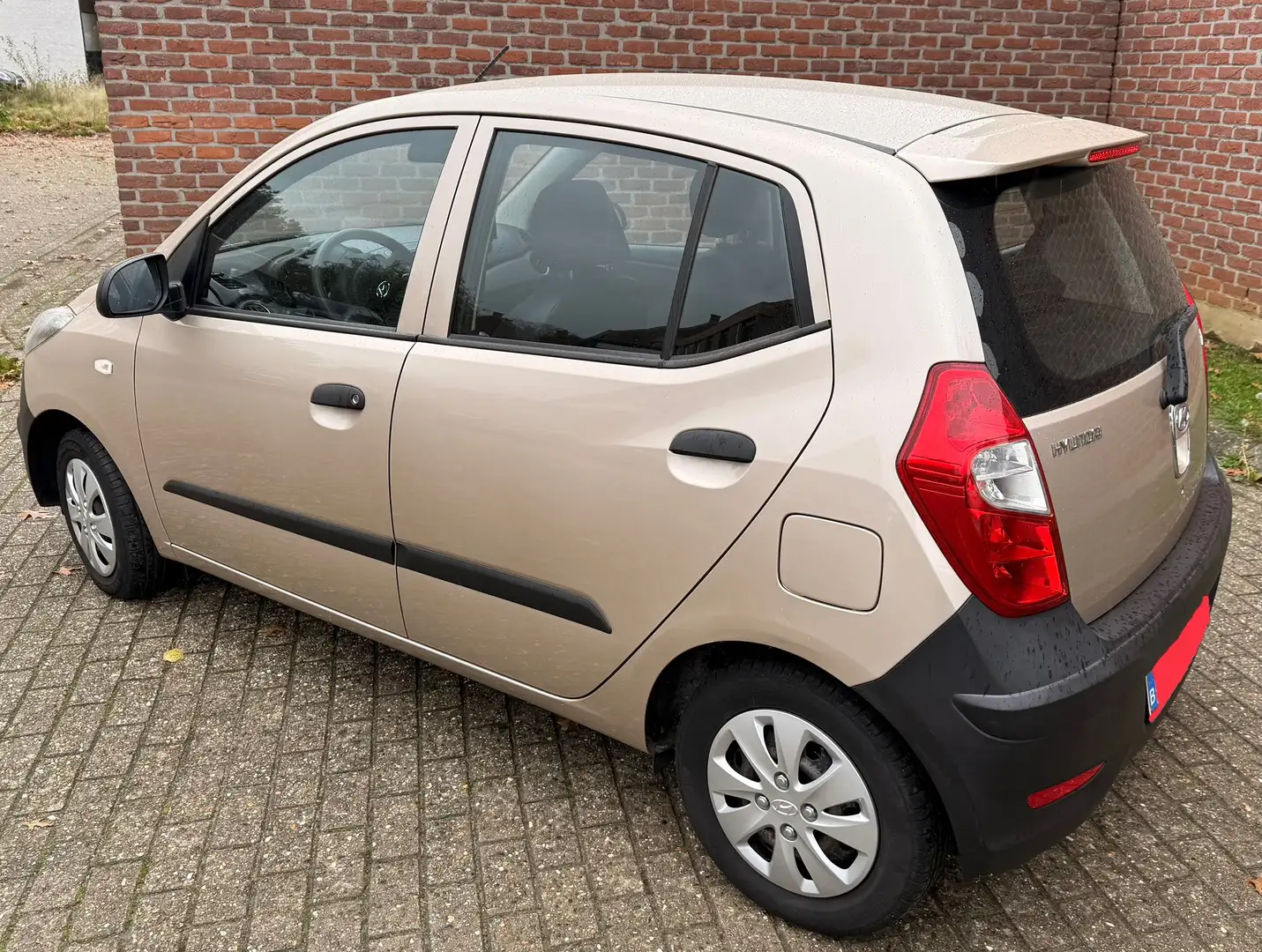Hyundai i10 i10 1.1 Classic Beige - 2
