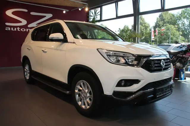 SsangYong Rexton 2.2 Diesel e-XDI 4WD Navi AHK