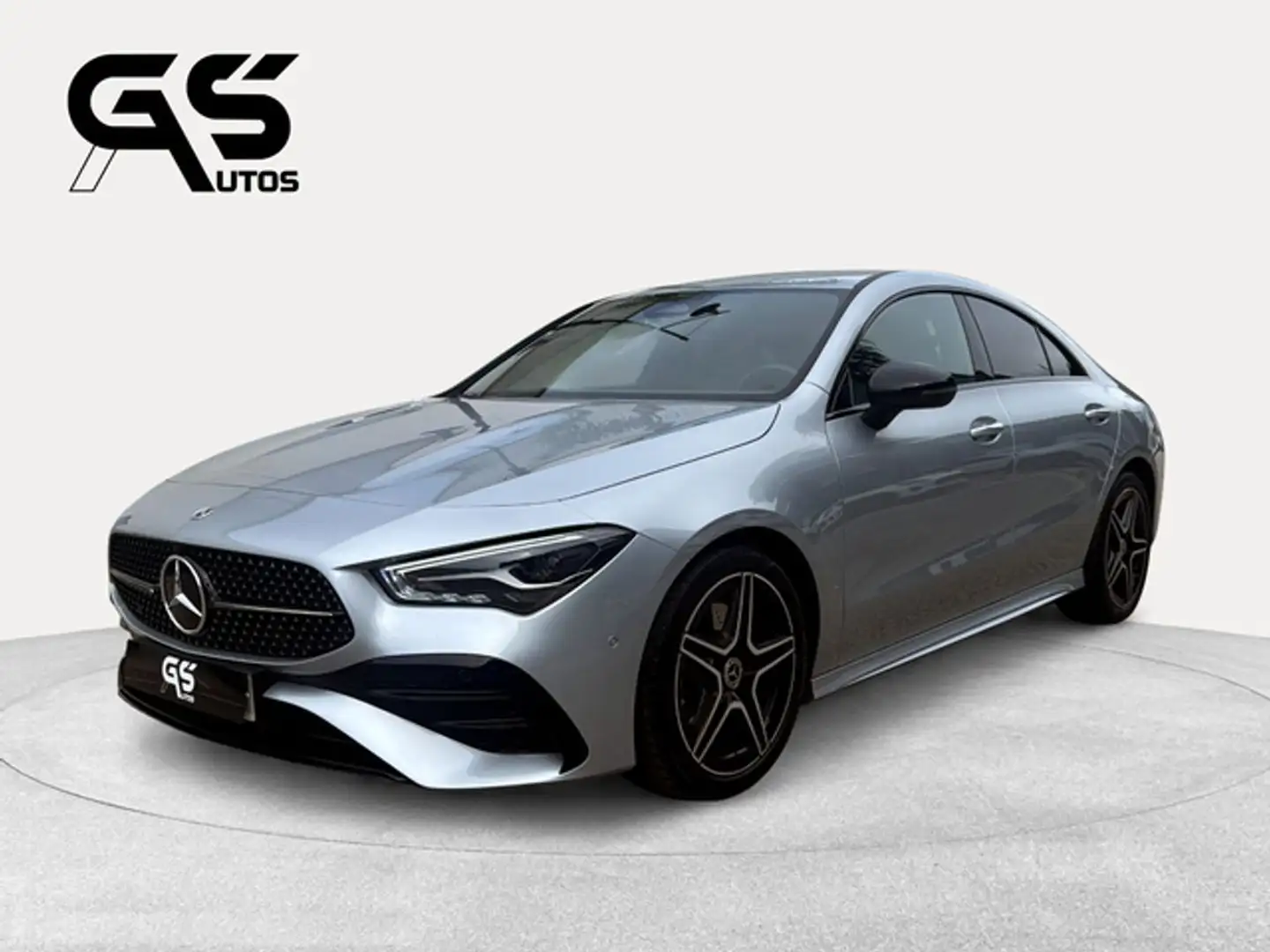 Mercedes-Benz CLA 200 200d Gris - 1