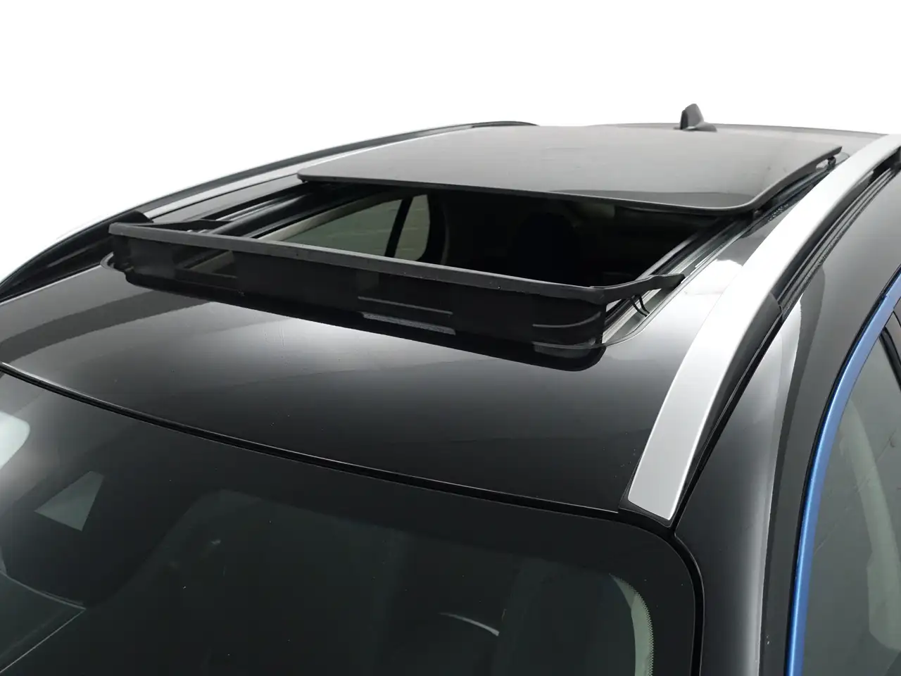 Lynk & Co 01 2022