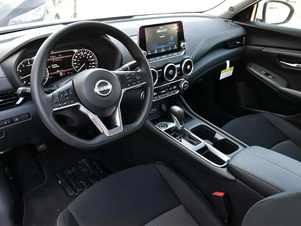 Nissan Sentra снимка Nissan Sentra