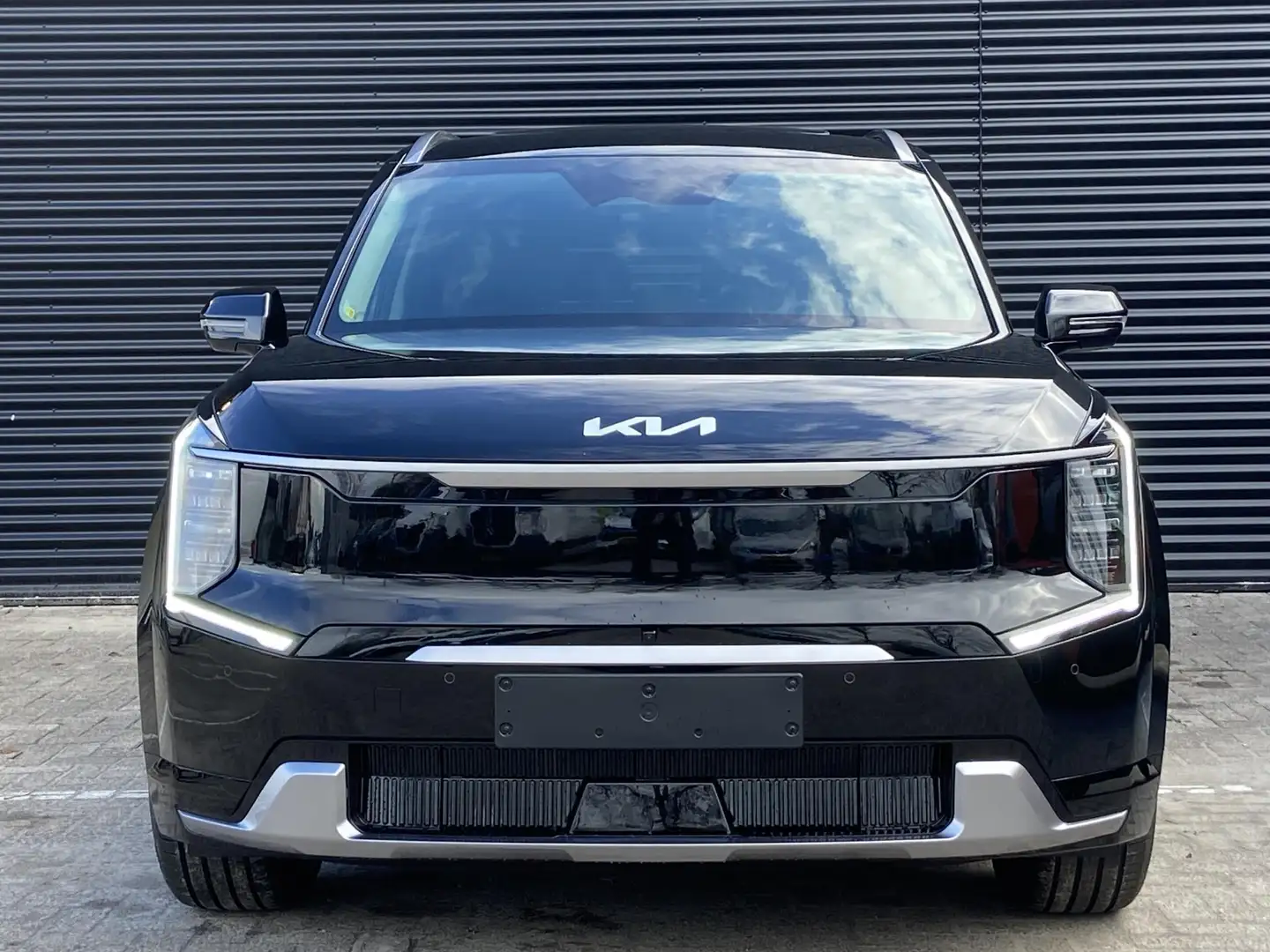 Kia EV9 Air 99.8 kWh Zwart - 2