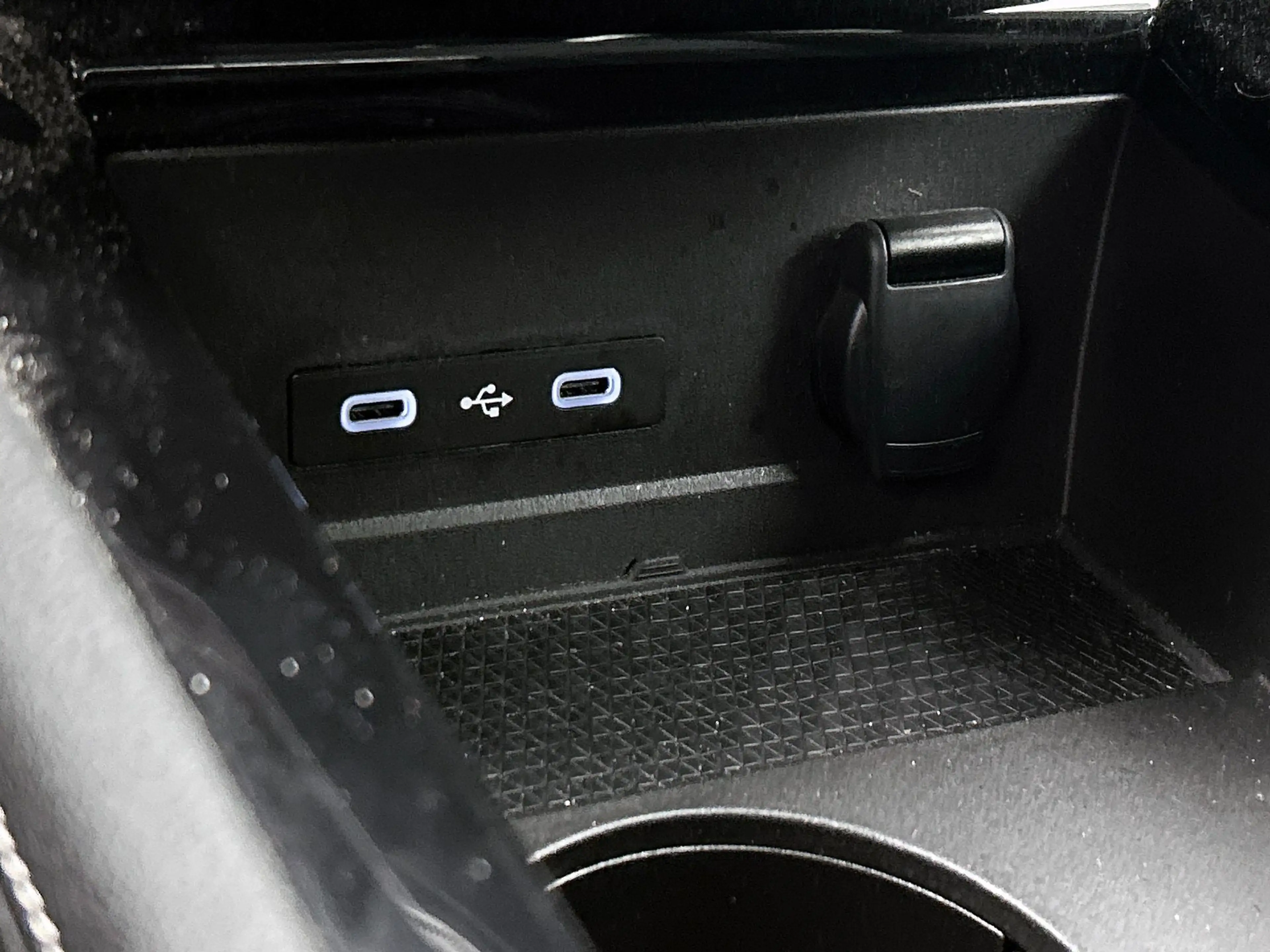 Renault Austral 1.3 mild hybrid 160 X-Tronic techno Automaat | Ada — photo 41