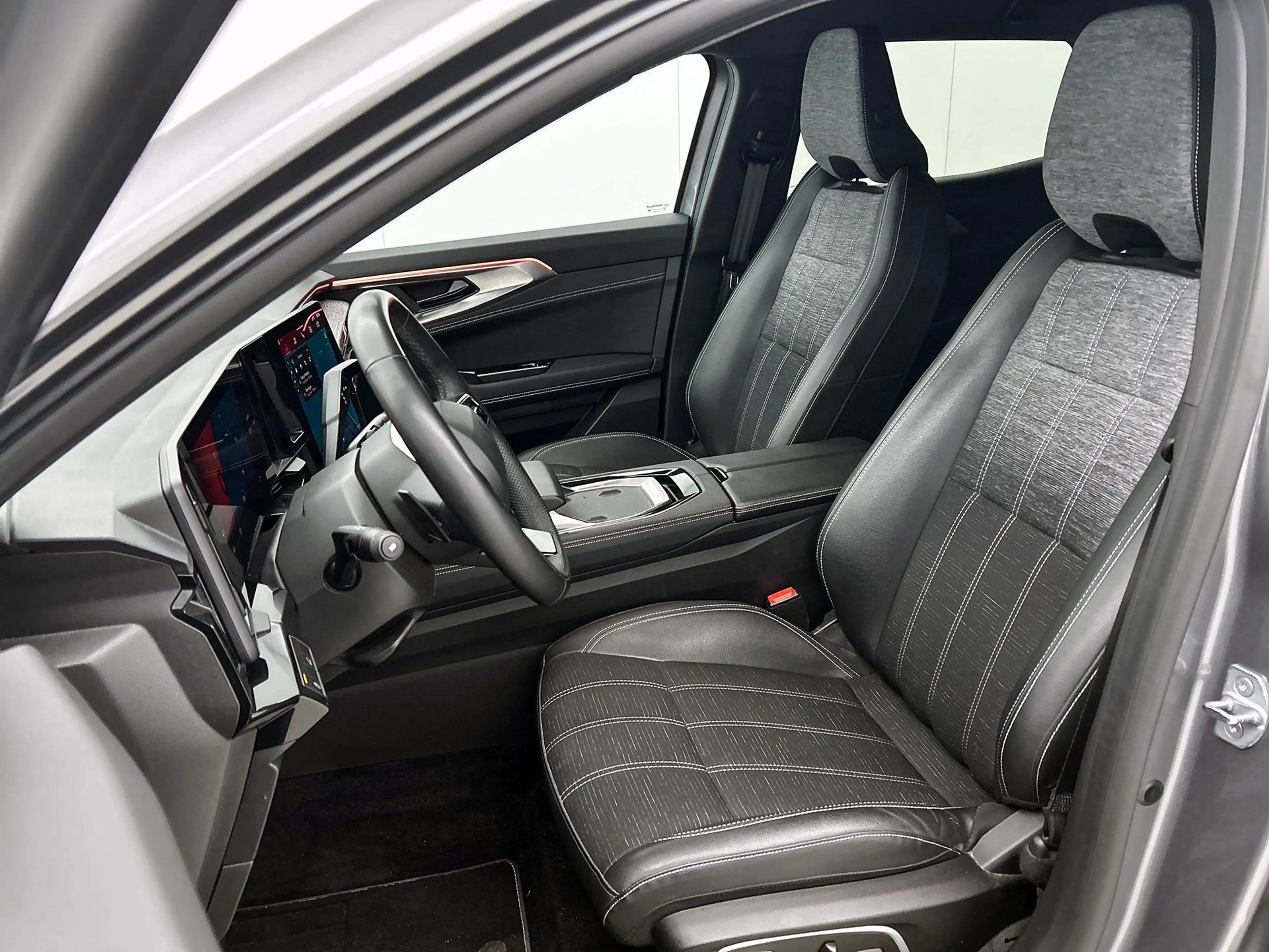 Renault Austral 1.3 mild hybrid 160 X-Tronic techno Automaat | Ada — photo 4