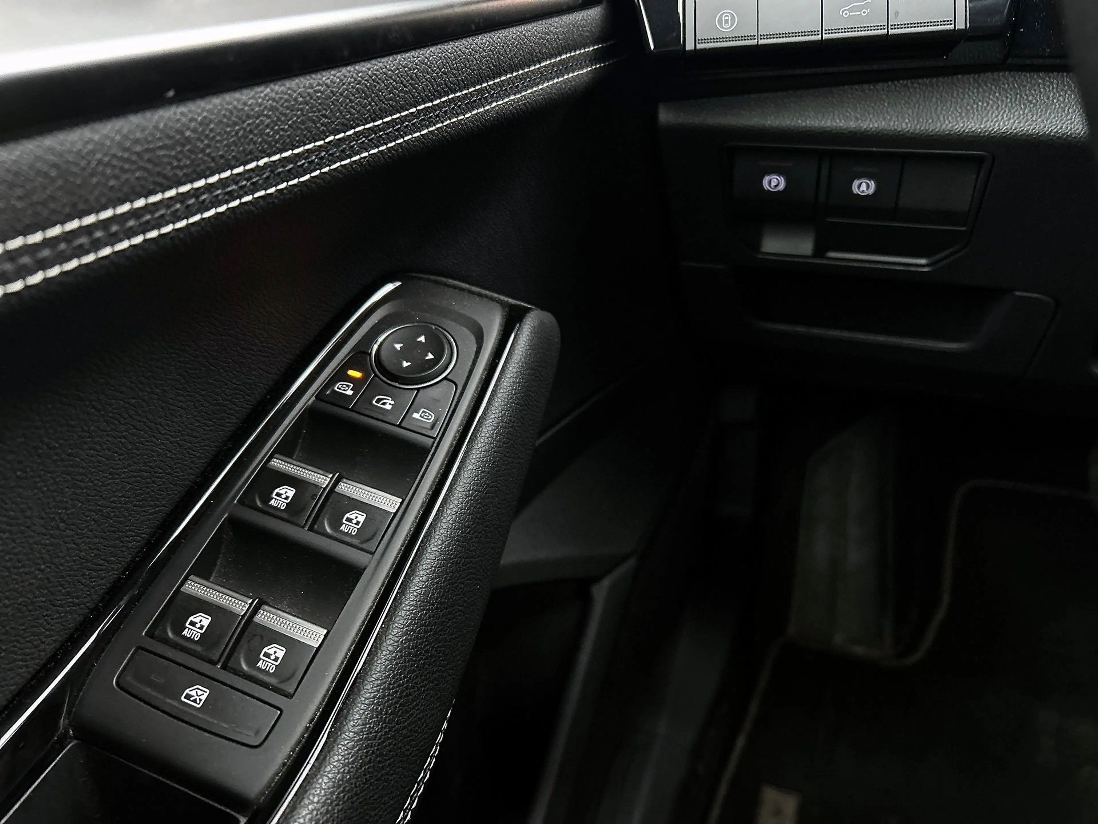 Renault Austral 1.3 mild hybrid 160 X-Tronic techno Automaat | Ada — photo 40