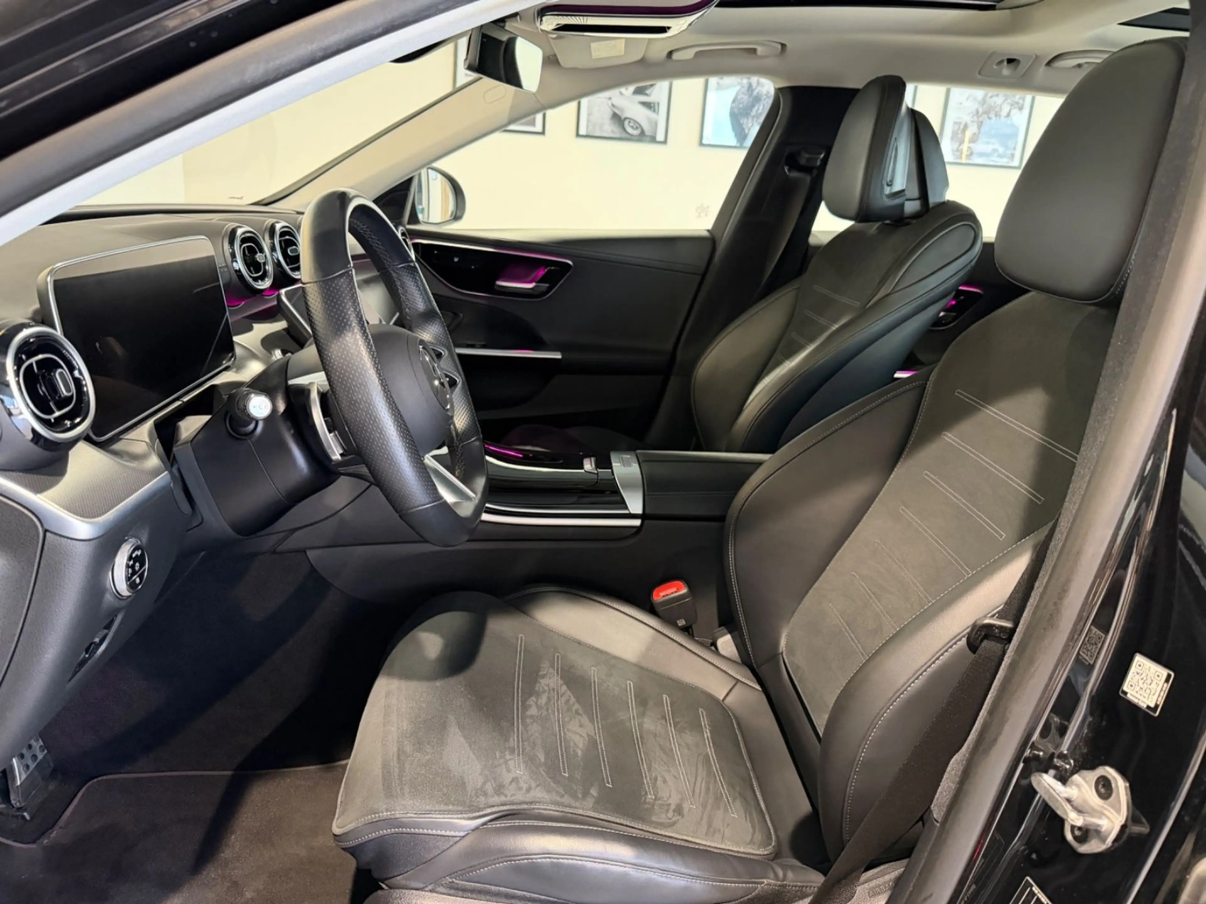 Mercedes-Benz C 220 C220Td|AMG Line |Pano|MBUX|TotwinkelSpurhalte — photo 11