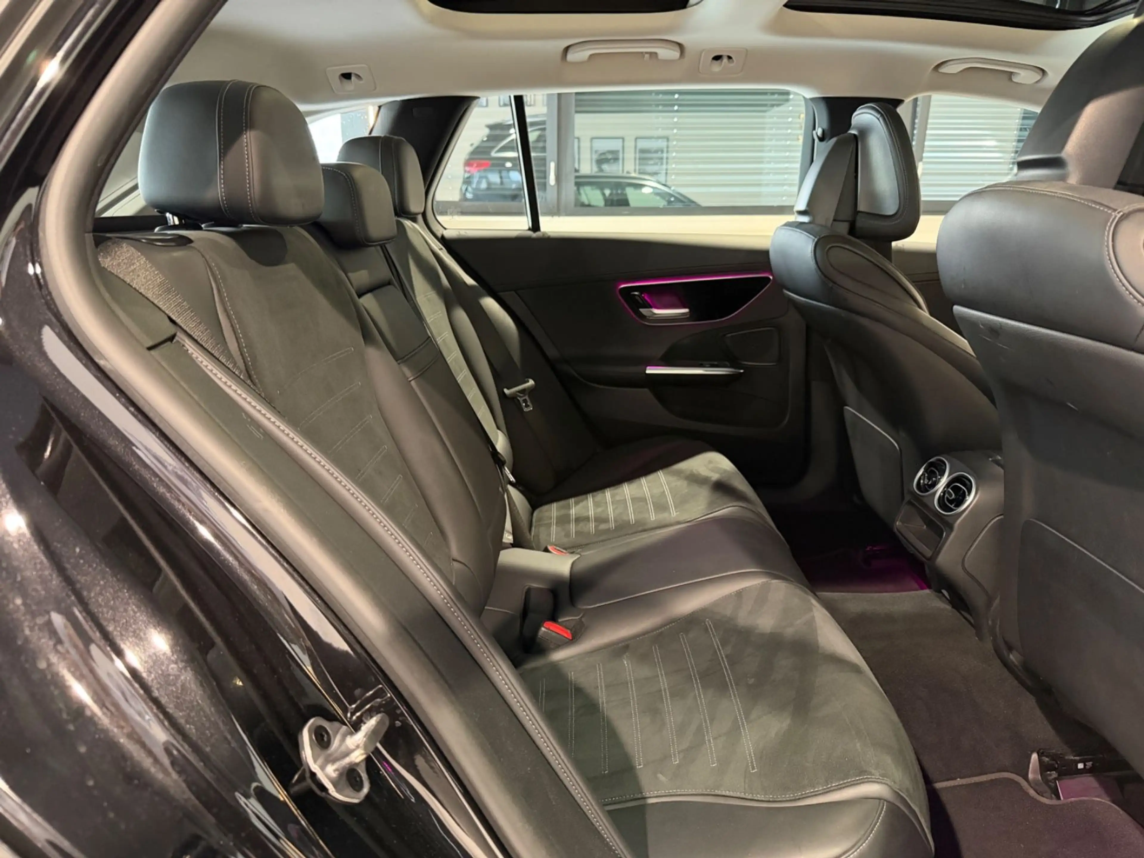 Mercedes-Benz C 220 C220Td|AMG Line |Pano|MBUX|TotwinkelSpurhalte — photo 14