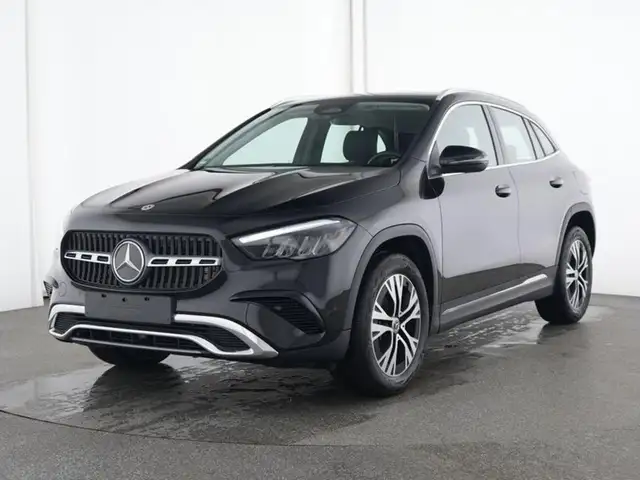 Mercedes-Benz GLA 180 Automatic Advanced