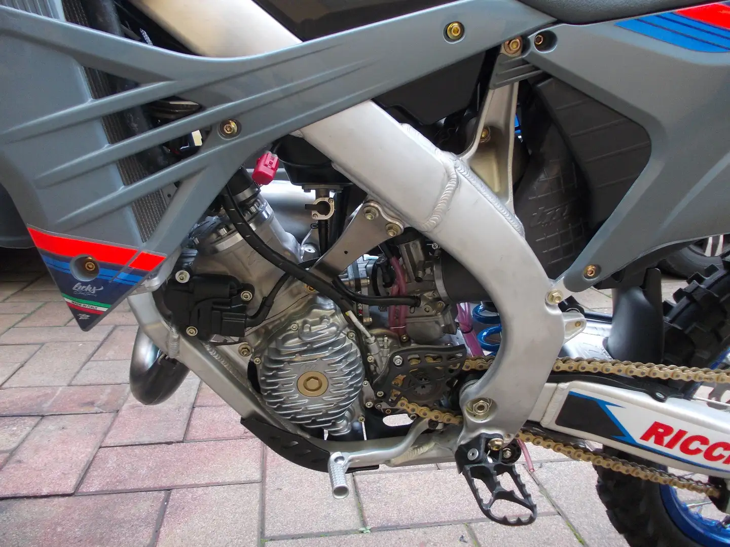 TM MX 125 2T 2026 carburatore Сірий - 2