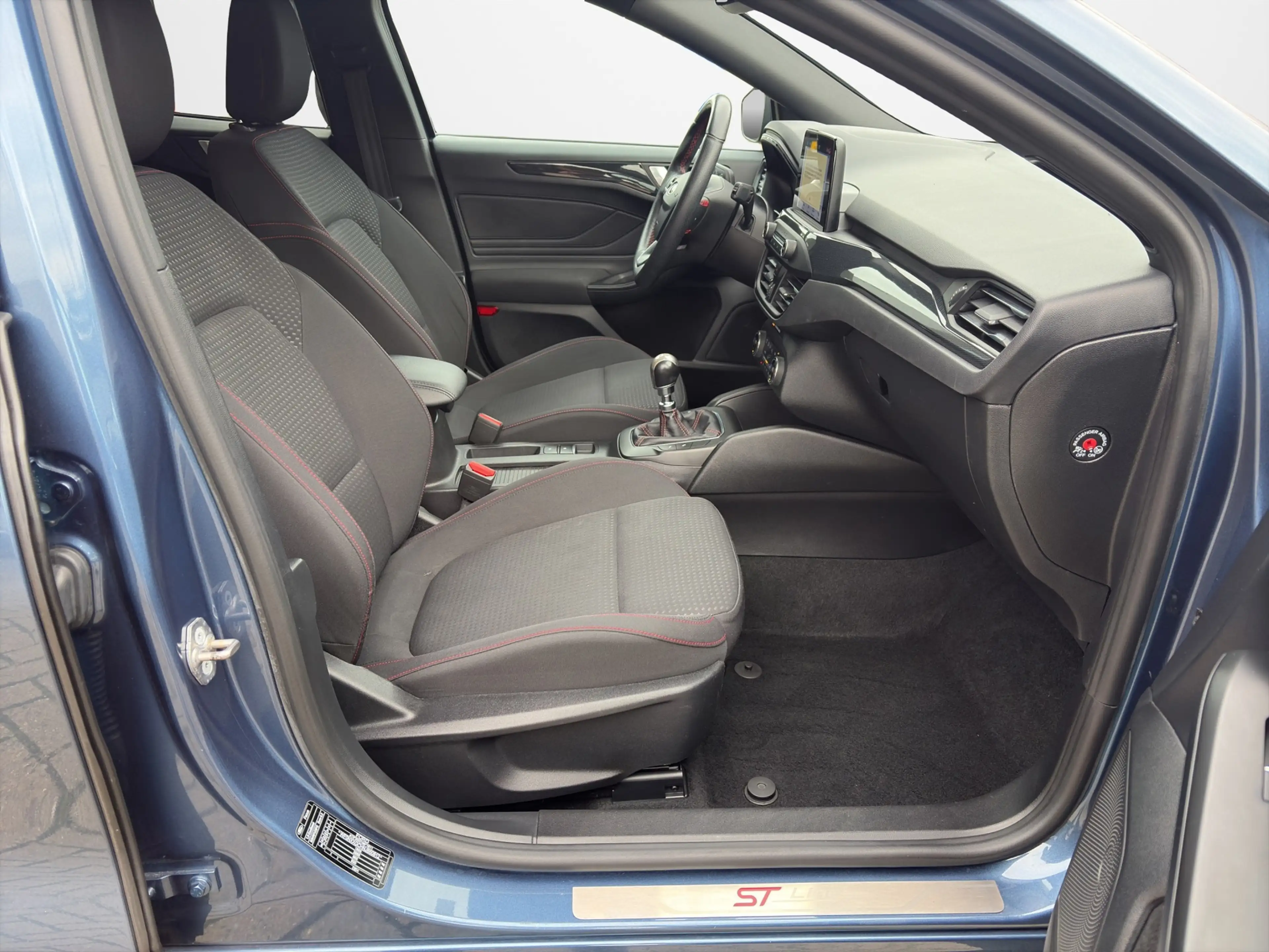 Ford Focus 1.0 EcoBoost ST Line|Carplay|Trekhaak|Distributie — photo 11