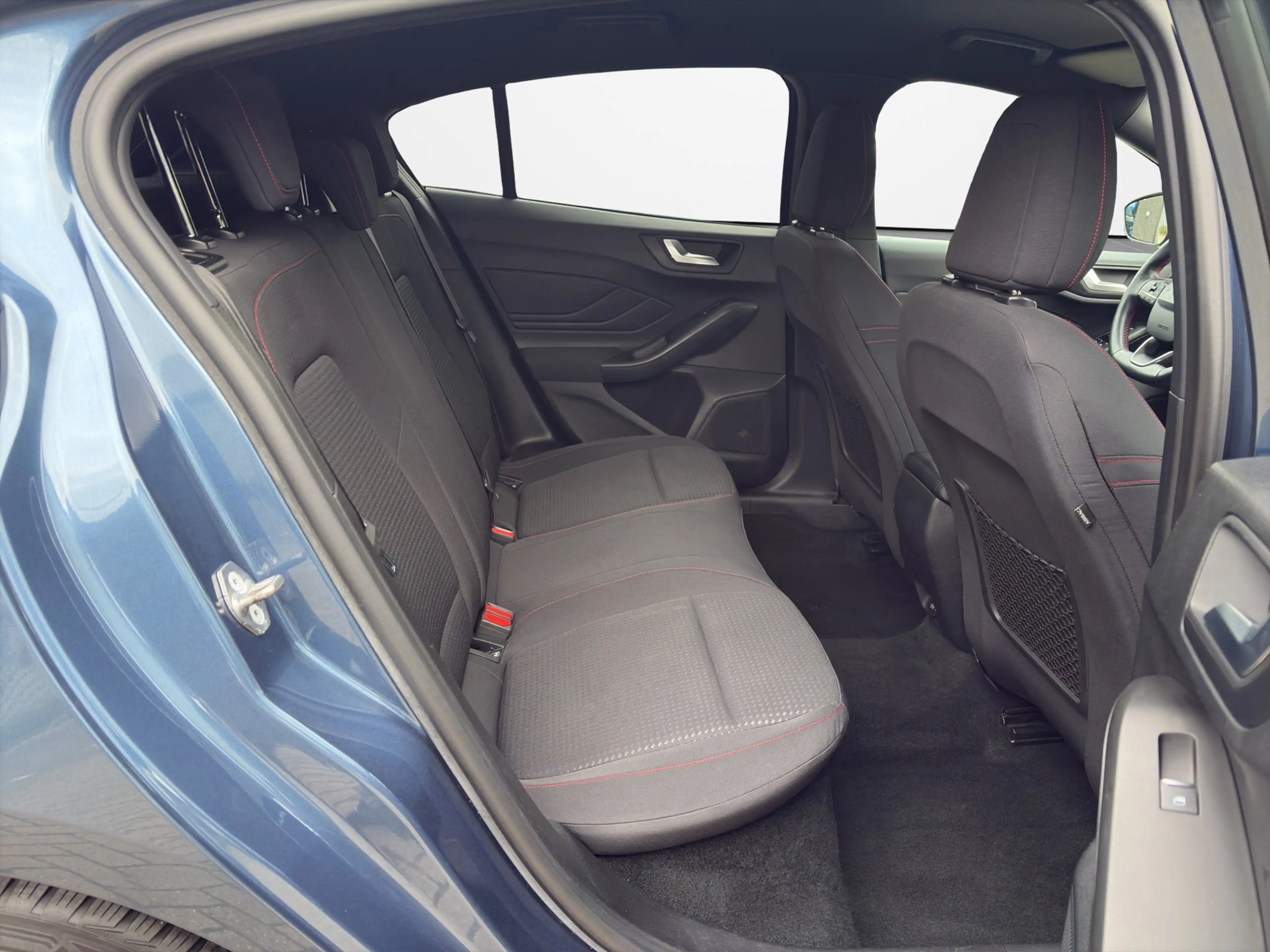 Ford Focus 1.0 EcoBoost ST Line|Carplay|Trekhaak|Distributie — photo 10