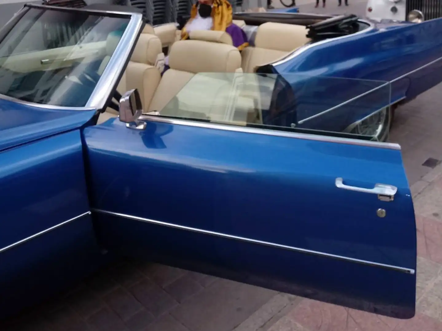 Cadillac Deville Descapotable Modrá - 2