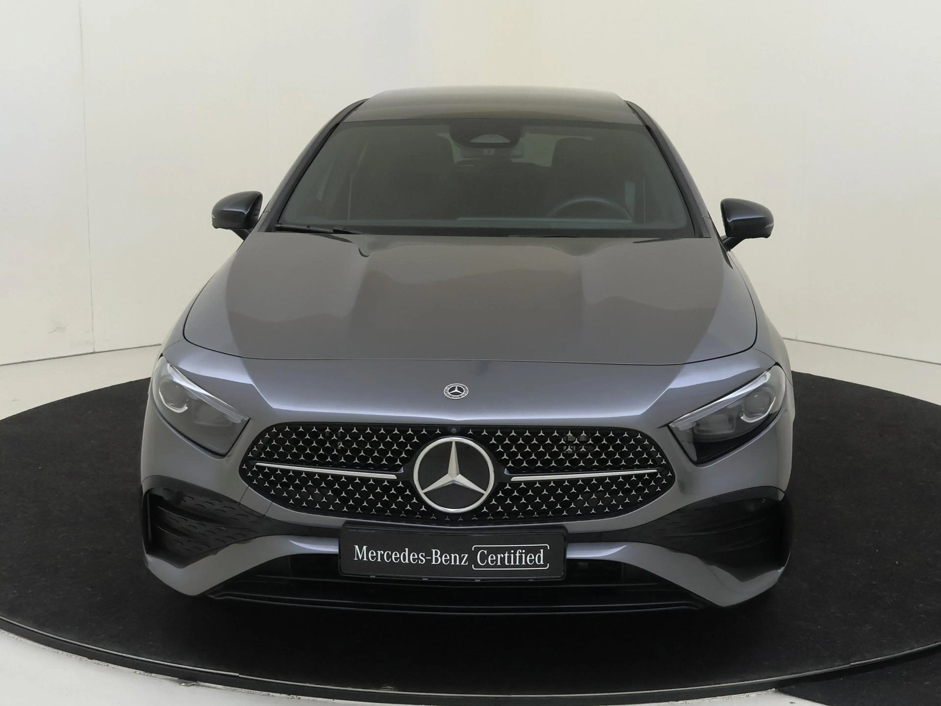 Mercedes-Benz A 250 e Business Solution AMG Panoramadak / Memorystoele — photo 6