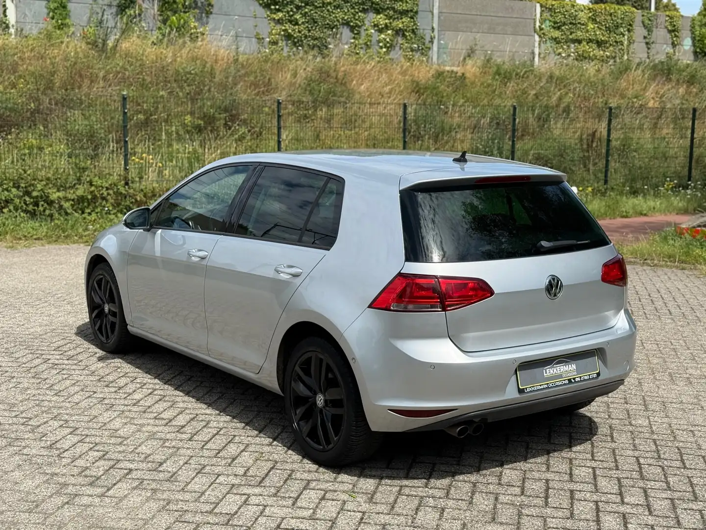 Volkswagen Golf 1.4 TSI DSG I NAVI I PDC I CLIMA I WEINNIG KM I NE Gris - 2