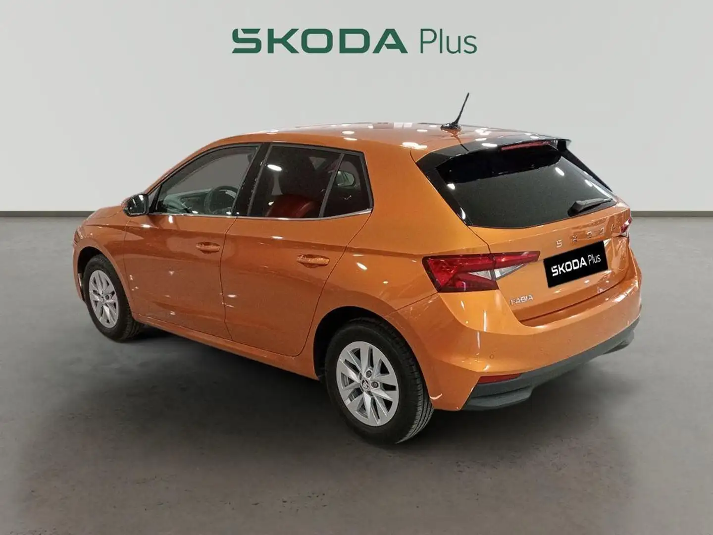 Skoda Fabia 1.0 TSI Selection 85kW Orange - 2