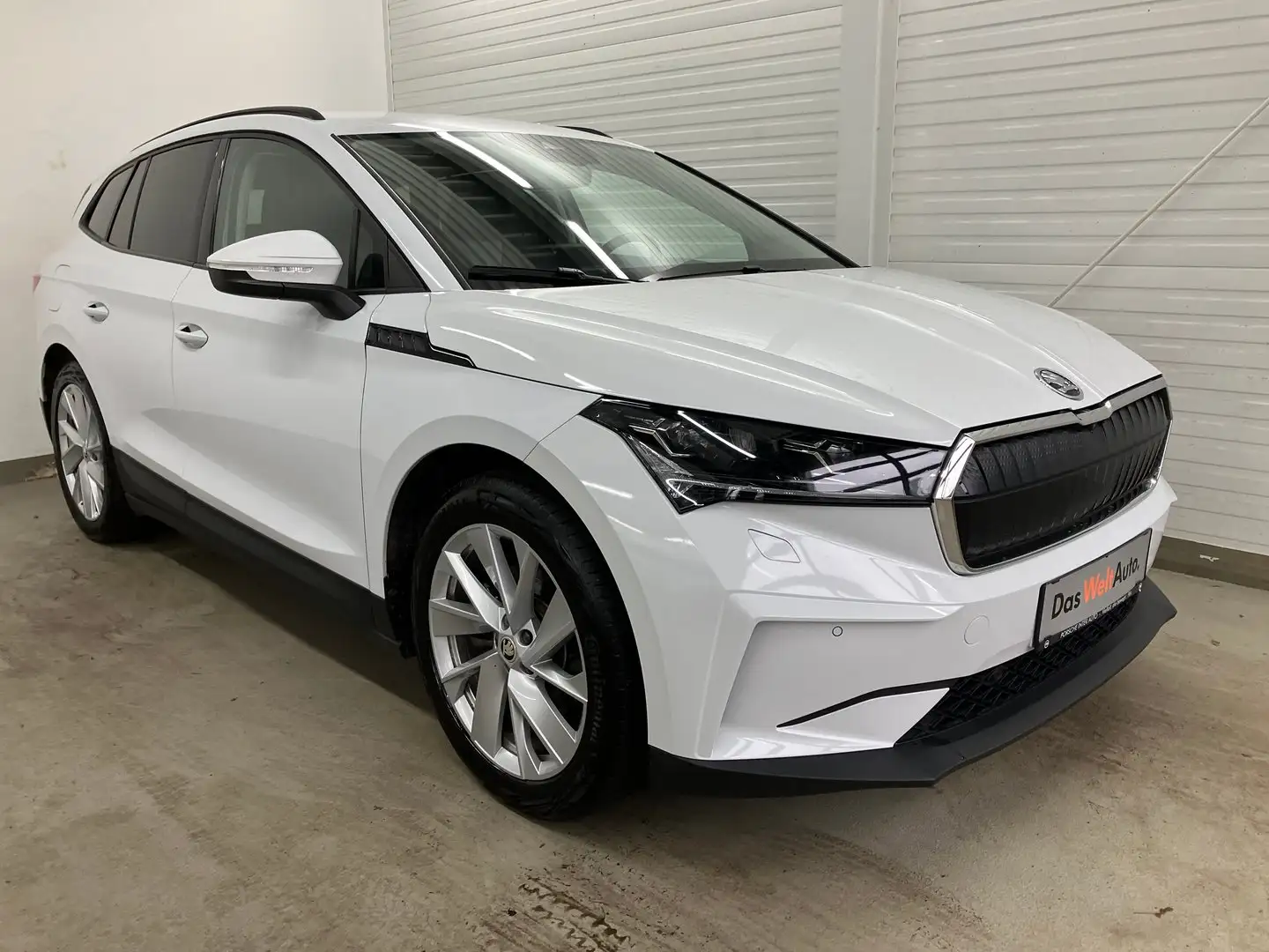 Skoda Enyaq 60 Weiß - 1