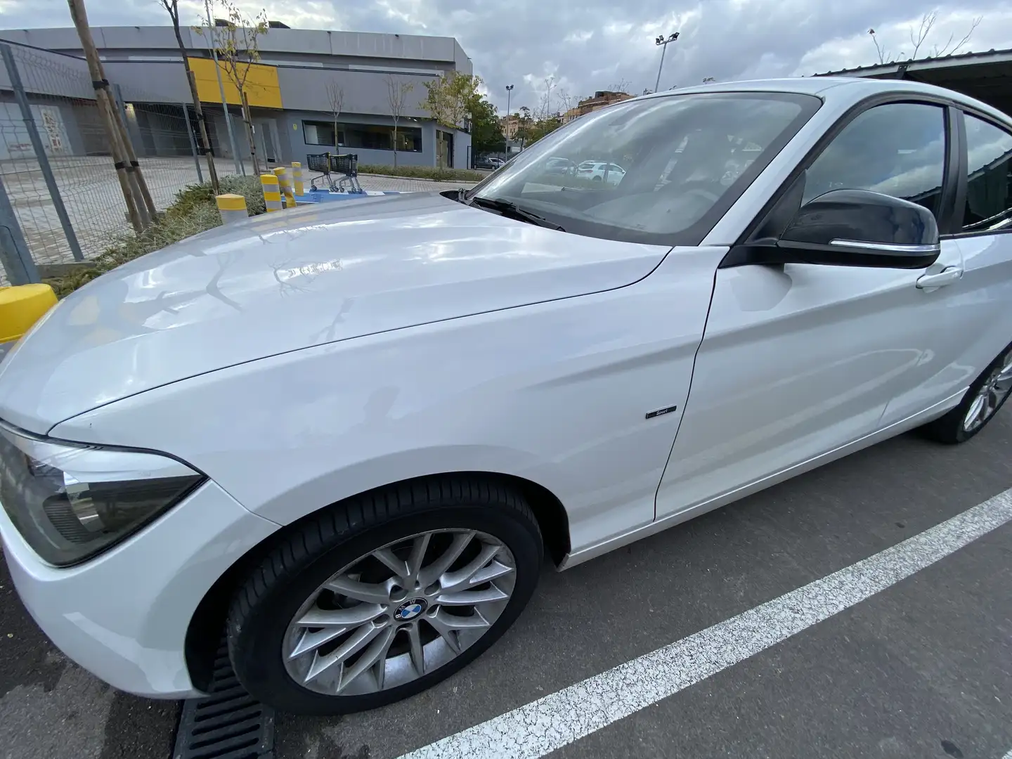 BMW 118 118d - 2.0 Sport automatico 8 marchas Blanco - 2