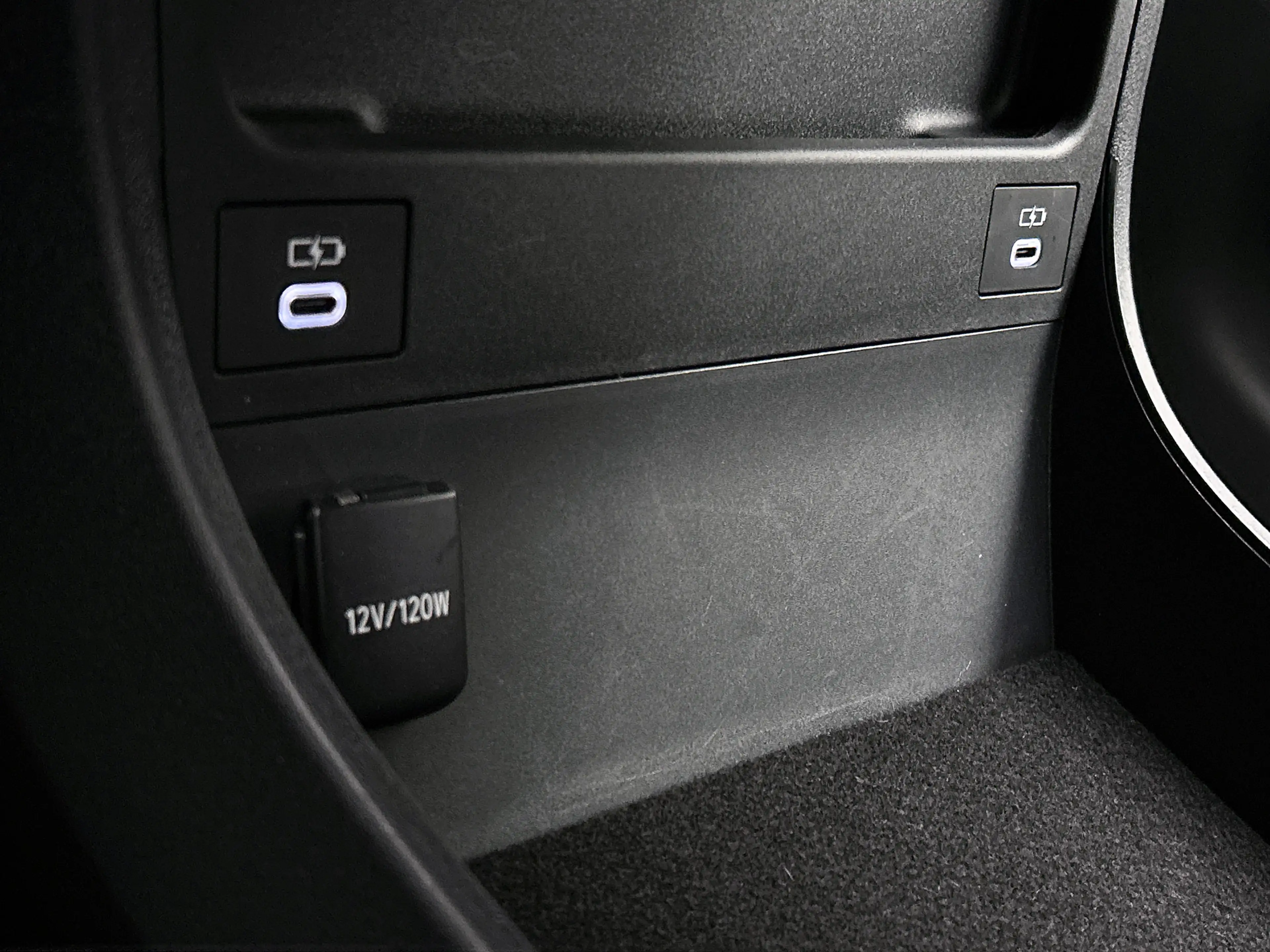 Toyota bZ4X Dynamic 71 kWh Bi-Tone | BTW voertuig | Panoramada — photo 28