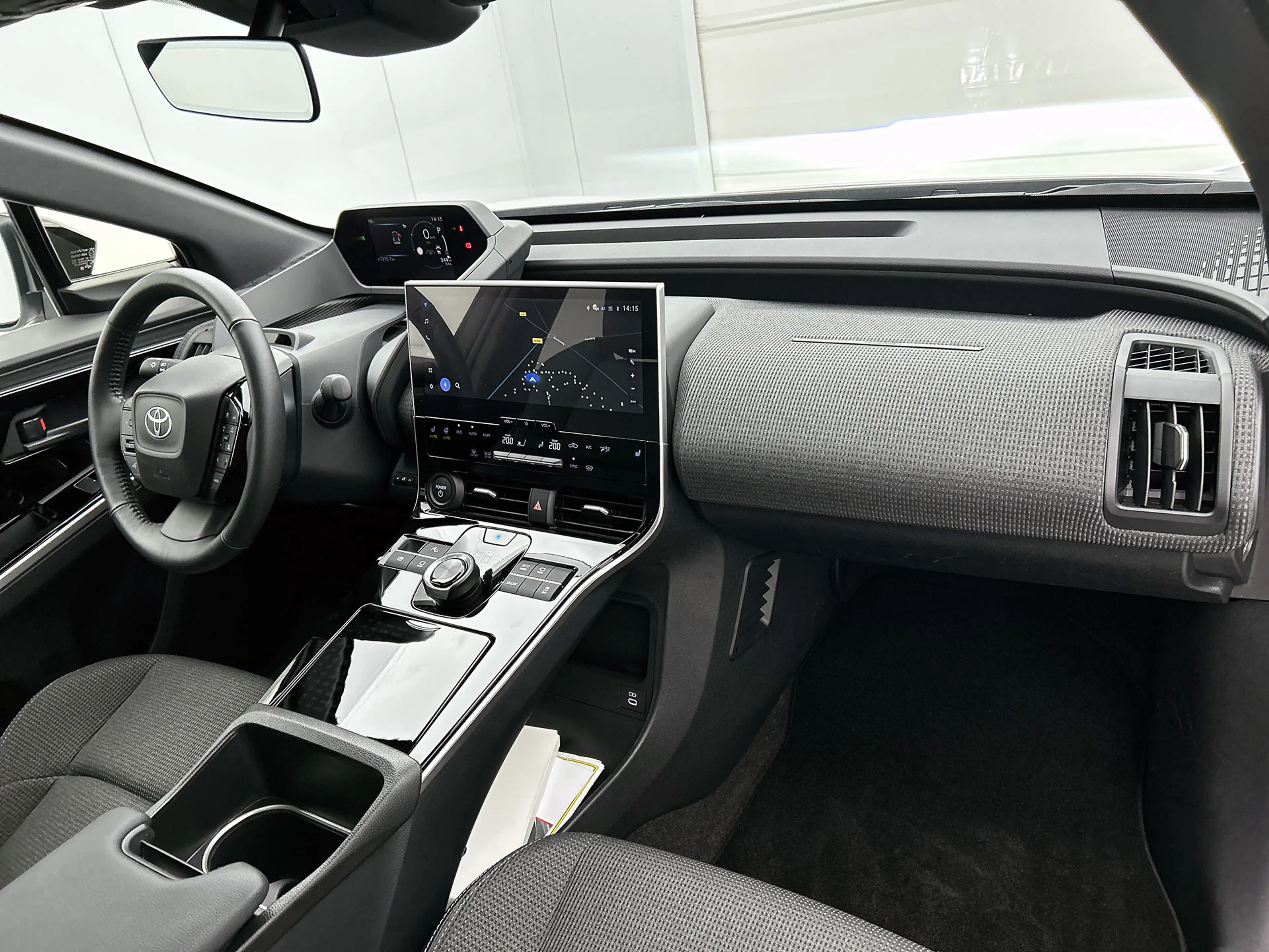 Toyota bZ4X Dynamic 71 kWh Bi-Tone | BTW voertuig | Panoramada — photo 6