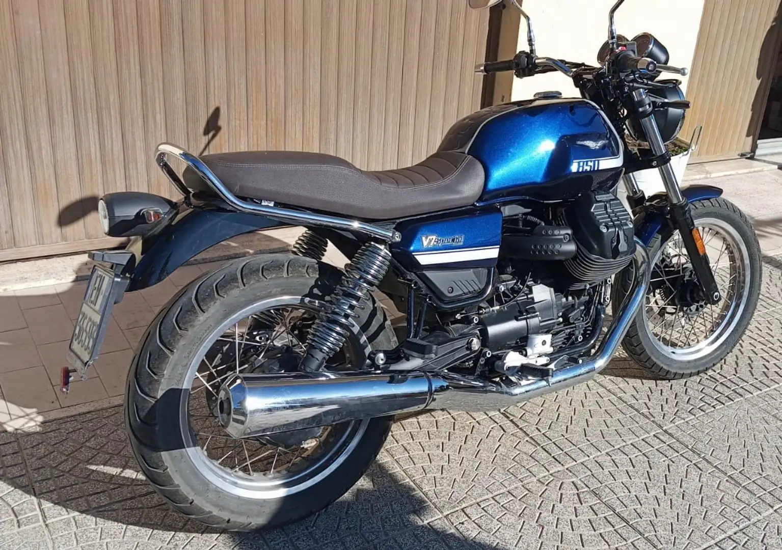 Moto Guzzi V 7 IV special Albastru - 1