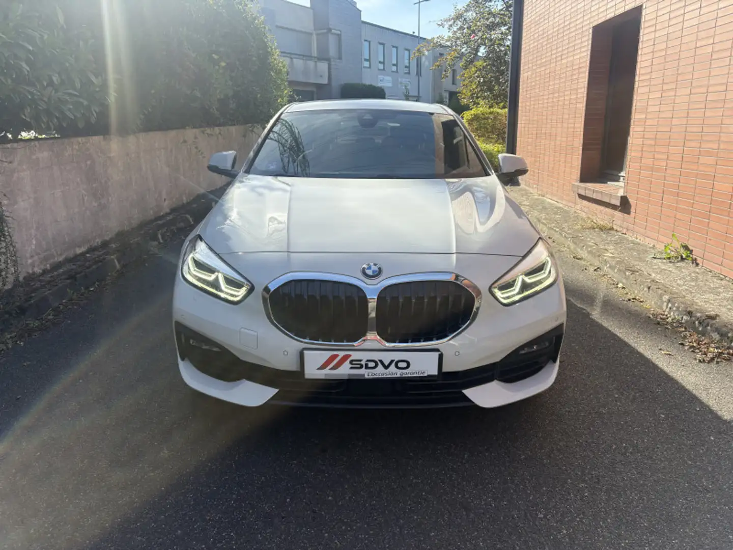 BMW 116 (F40) 116IA 109CH BUSINESS DESIGN DKG7 Blanc - 2