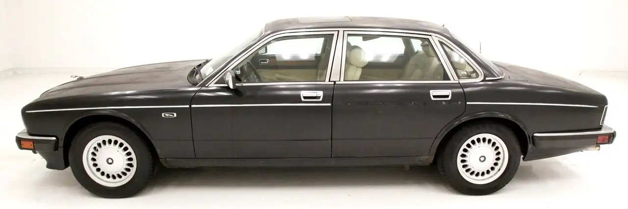Jaguar XJ6 Vanden Plas, foto 2
