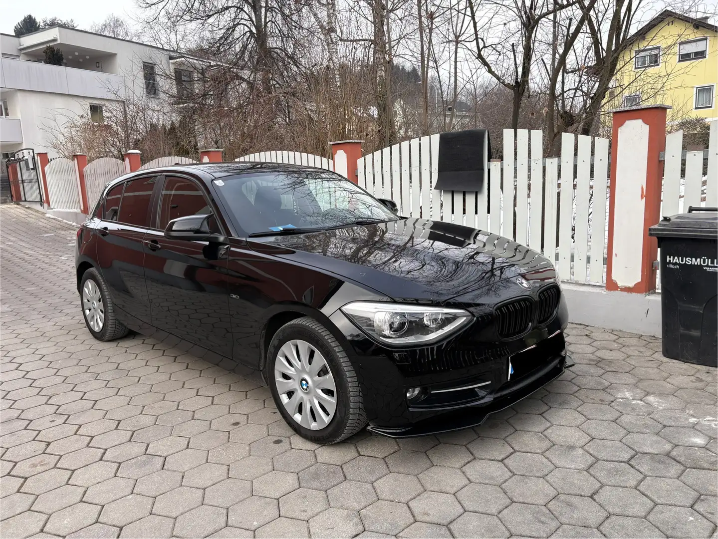 BMW 116 116d Schwarz - 2