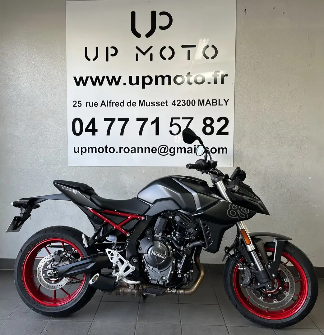 Suzuki GSX 8S Noir - 1