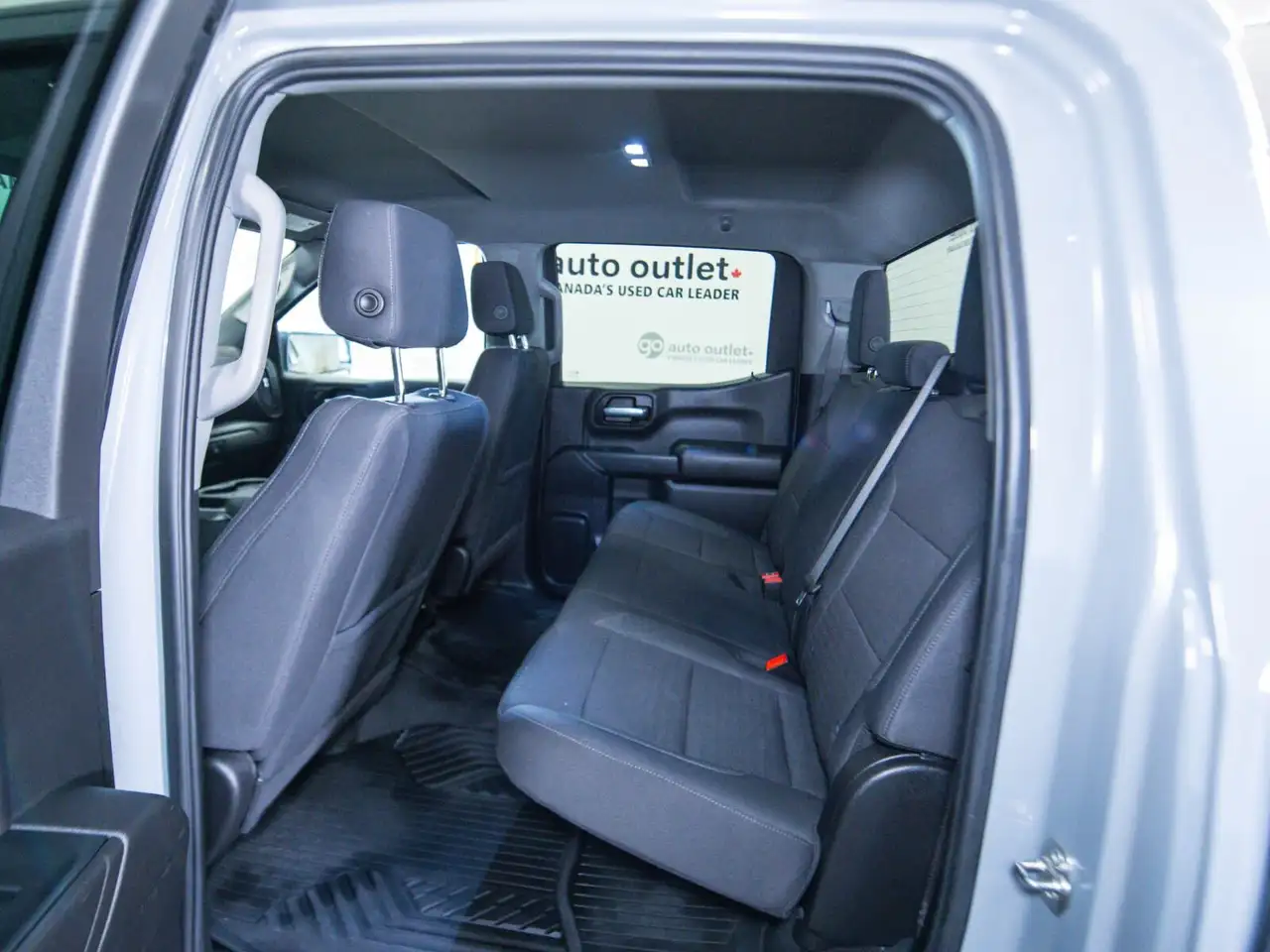 Chevrolet Silverado 1500 снимка Chevrolet Silverado 1500
