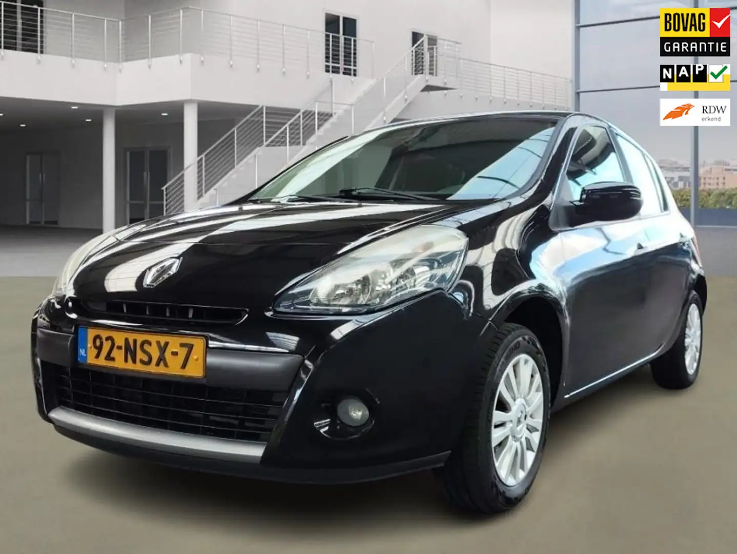Renault Clio 1.2 Collection 2e Eig. 82.400 km +NAP NL-auto Noir - 1