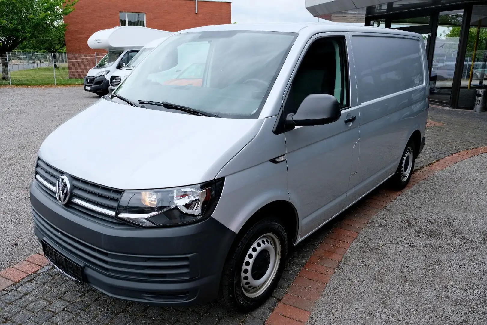 Volkswagen T6 Transporter 2.0 TDI Werkstattsystem StHzg TOP Stříbrná - 1