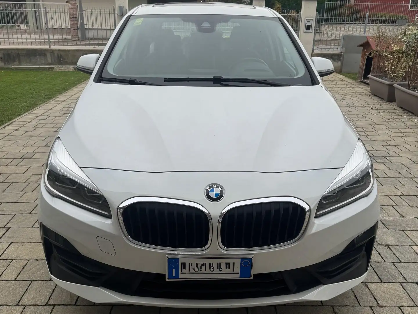 BMW 218 218i Active Tourer Advantage 140cv auto Bianco - 2